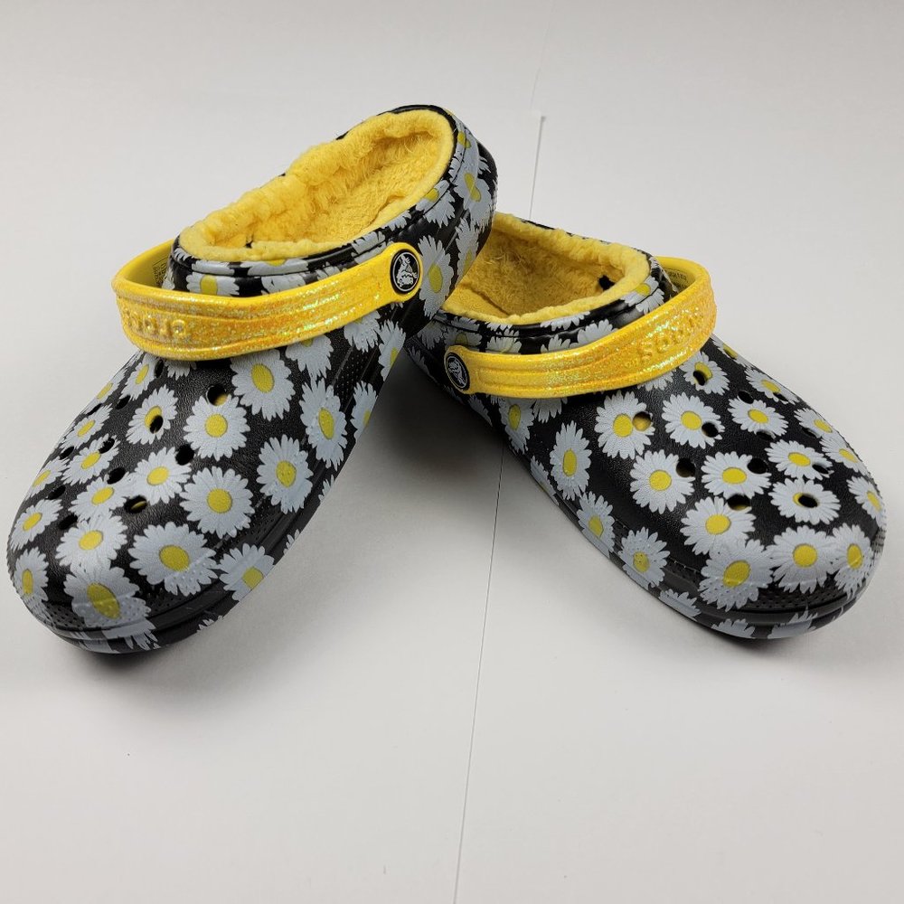 Crocs Classic Lined Black White Yellow Floral Daisy Clogs Size J5 With Holes